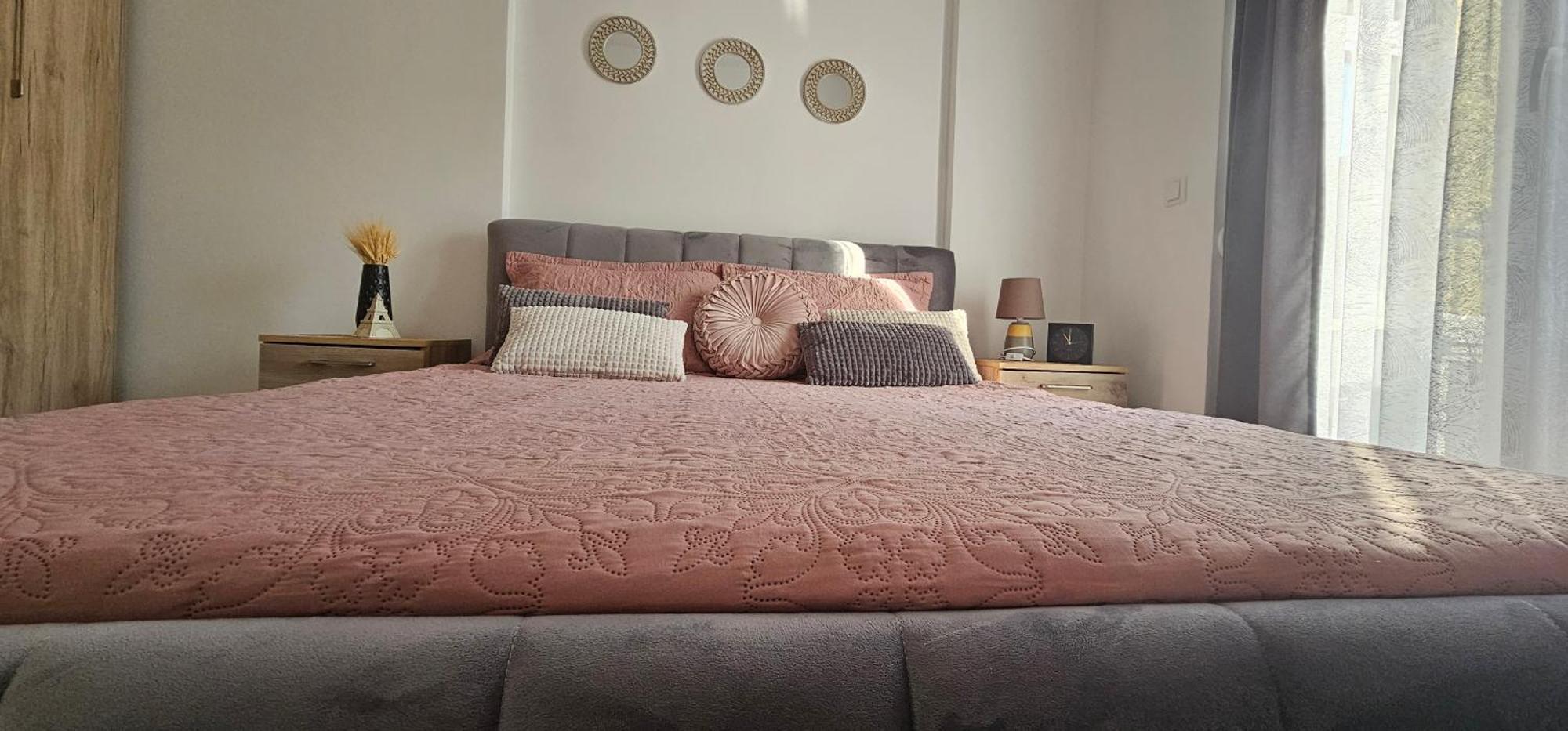 Cozy Apartment - 2 Bedrooms In The Best City Area. Φεριζάι Εξωτερικό φωτογραφία