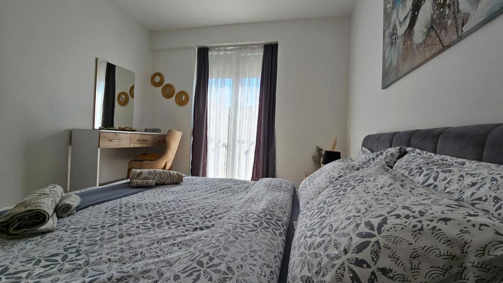 Cozy Apartment - 2 Bedrooms In The Best City Area. Φεριζάι Εξωτερικό φωτογραφία